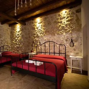 Rosso Corallo , Licata Italia